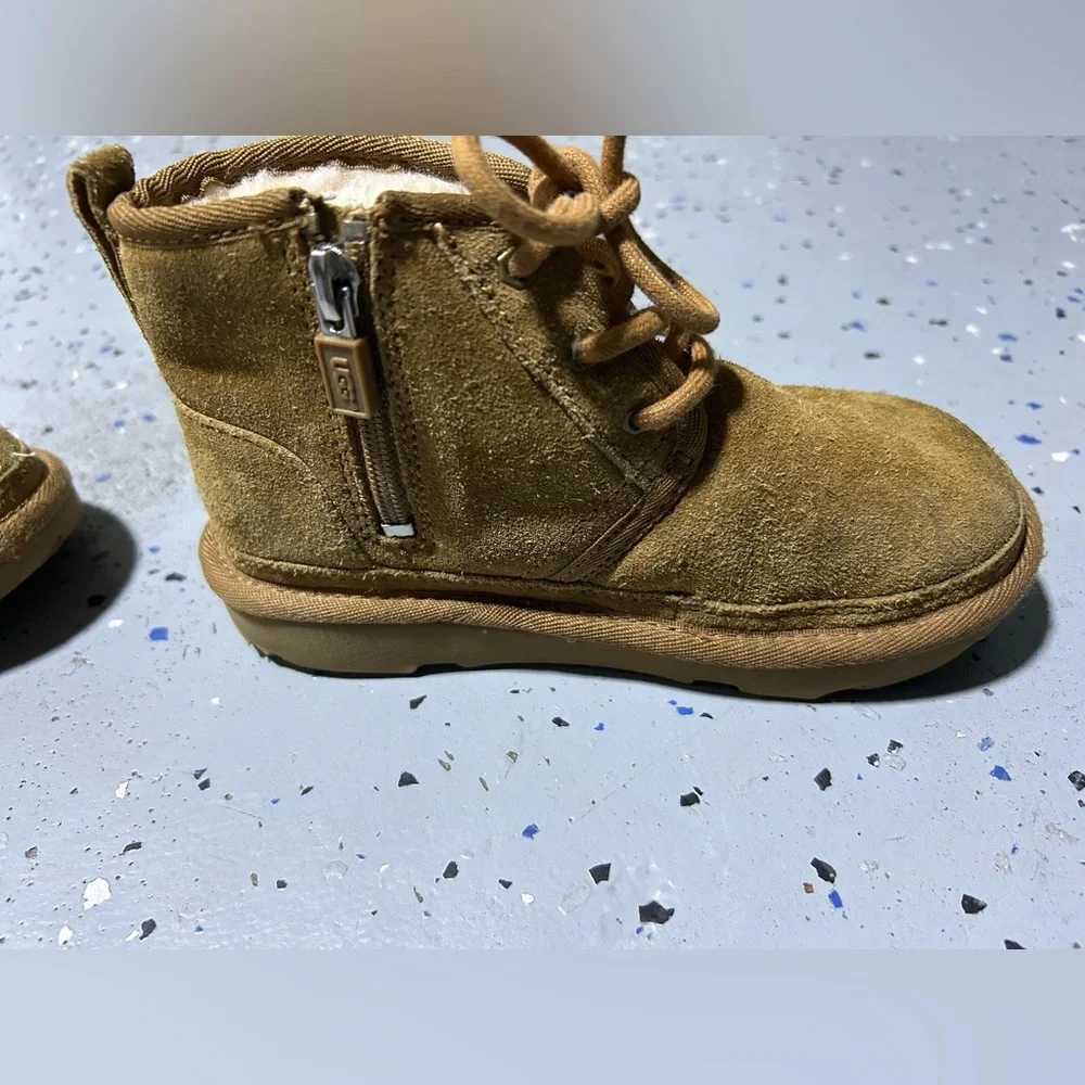 UGG Unisex-Child Neumel Ii Boot, Tan, 12 Toddler